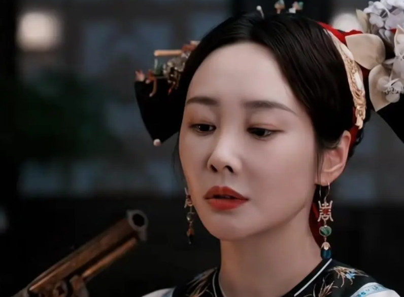 《大生意人》15、16集，苏紫轩左右逢源，深不可测!要说这苏紫轩(李纯饰)可