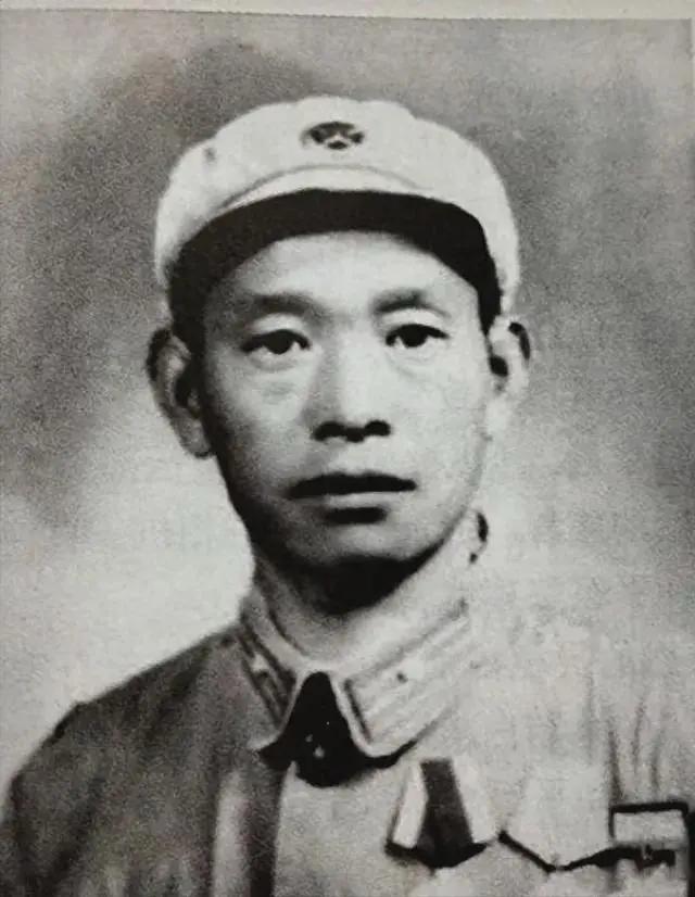 1943年，八路军孤胆英雄宁亚川在执行任务时误杀民女，一分区司令员杨成武陷入两难