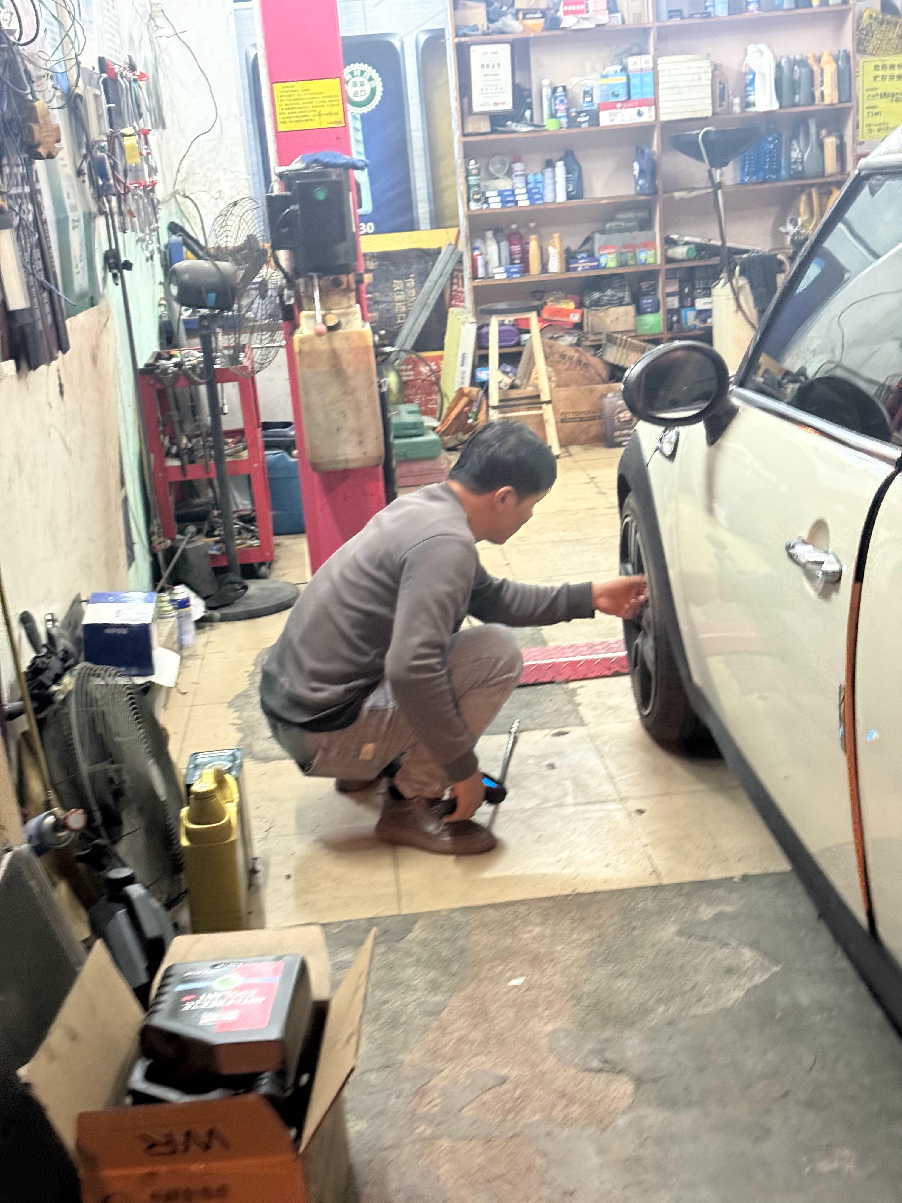 不是不想回家呀