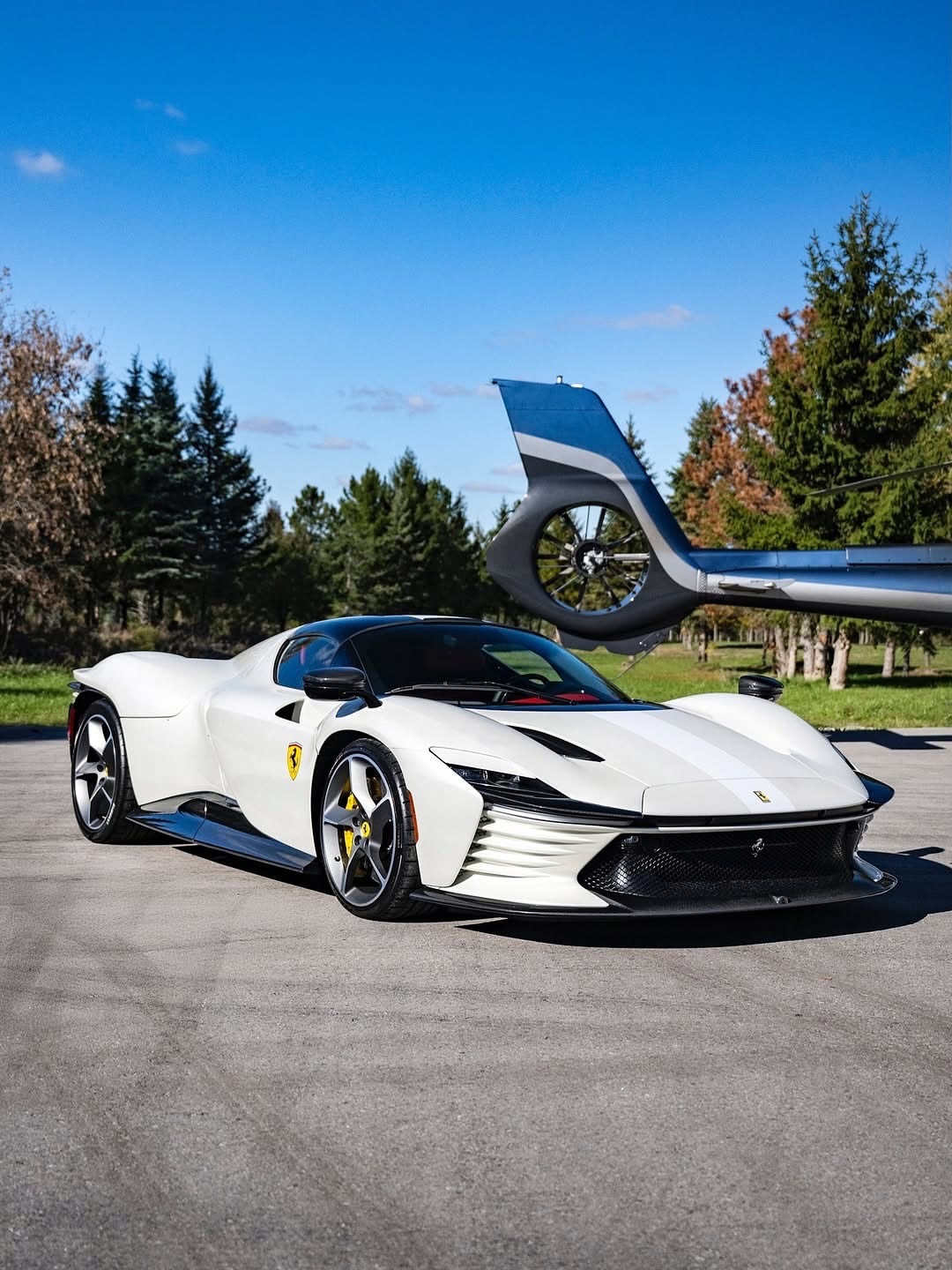 法拉利DaytonaSP3：纯粹雕塑般的强度和个性。📸:scarfoneph