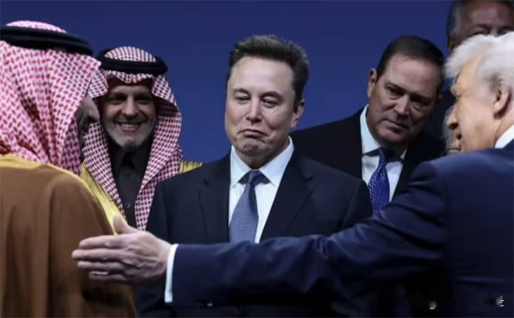 马斯克公开说钱会没用刚刚从白宫出来的美国亿万富豪马斯克又说了一句令人惊讶的话，