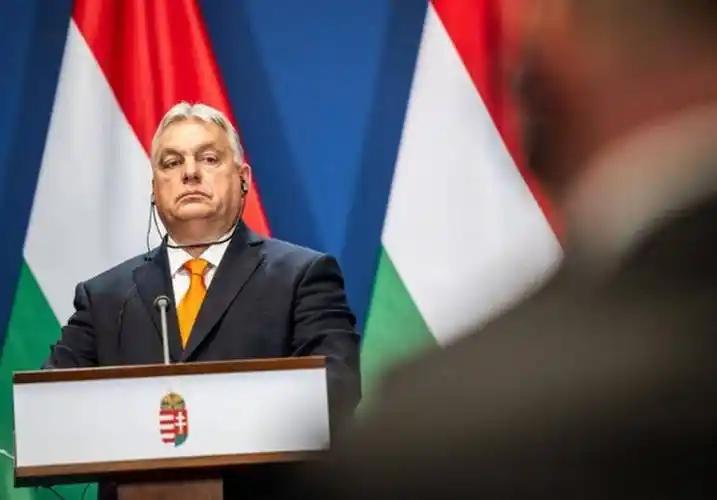 输了选举却没输权！16年布下天罗网，匈牙利新政府根本动不了？执政16年的欧尔