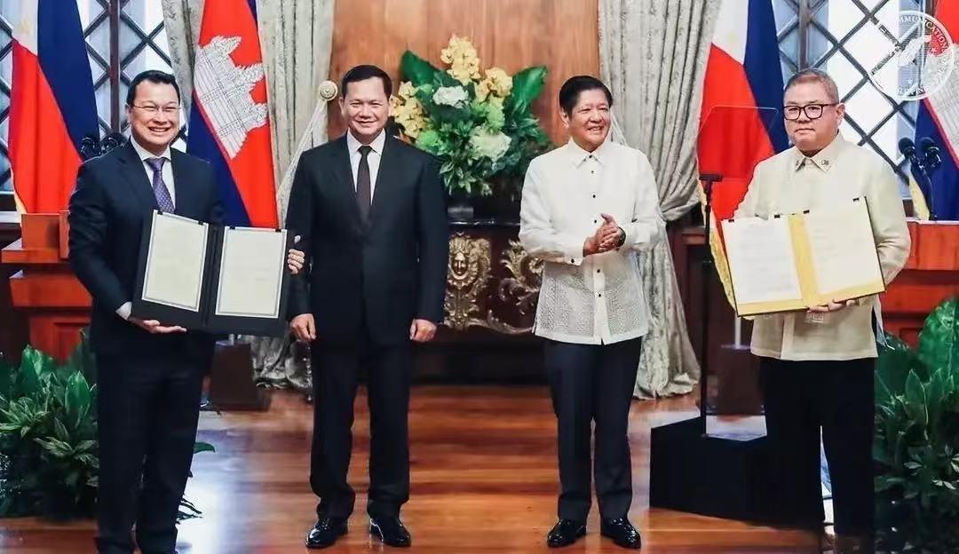 柬副首相通告全球，减少依赖中国，话音刚落，美舰开进云壤基地美军“辛辛那提”号