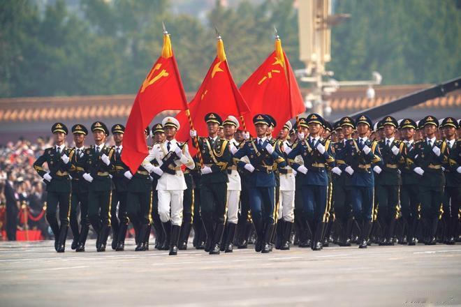 这次9.3大阅兵，这事我觉得特别重要，值得咱们放下手头的事，跟家里人一起好好看。