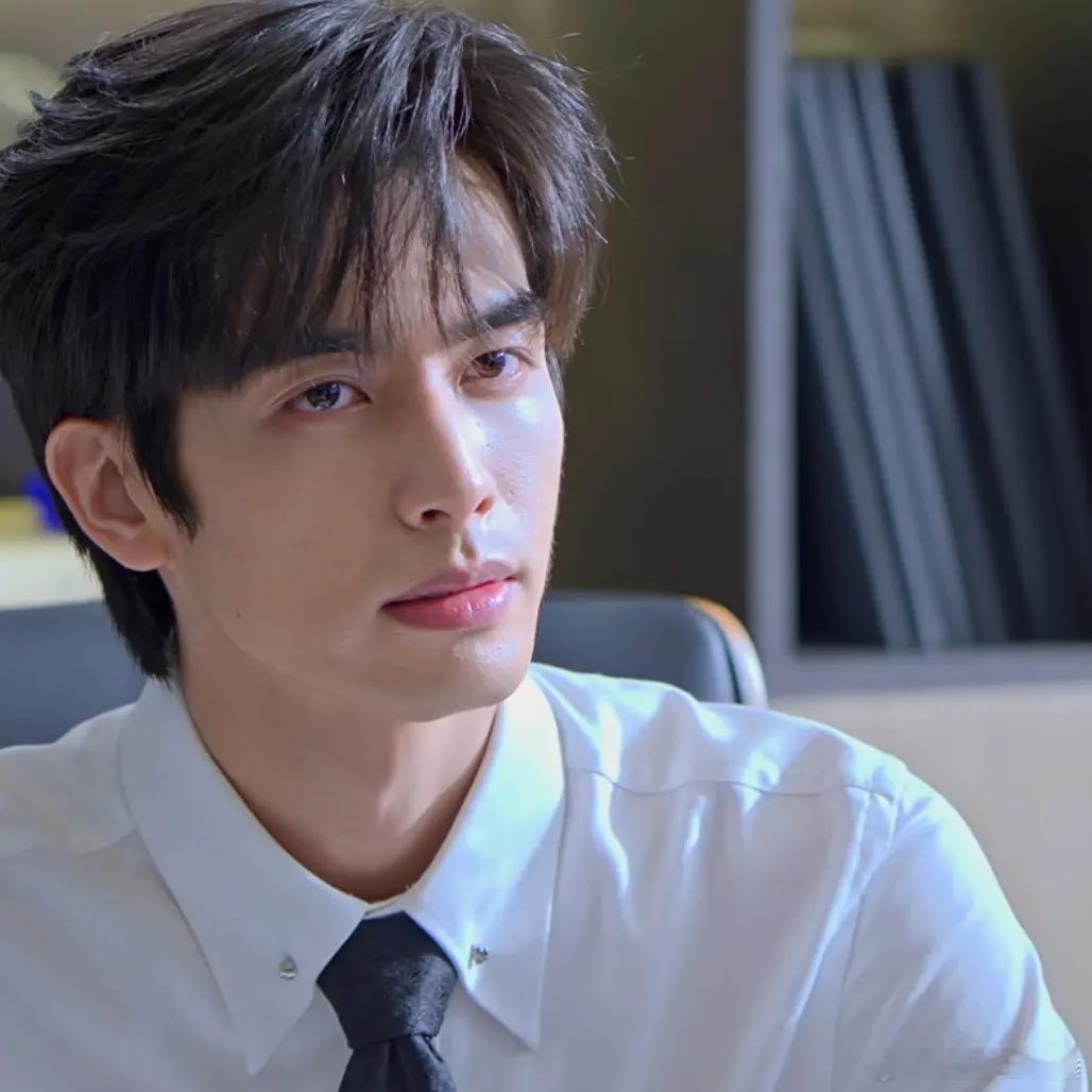 宋威龙怎么给人一种时而好看时而不耐看的感觉