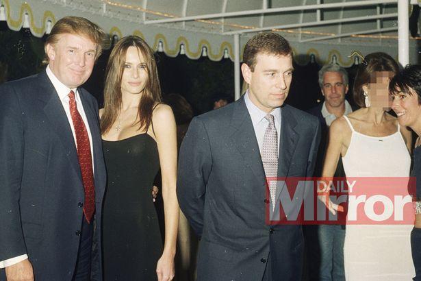 当年安德鲁王子和特朗普夫妇合影，不得不说特朗普眼光那是真的好，夫人年轻气质好，个