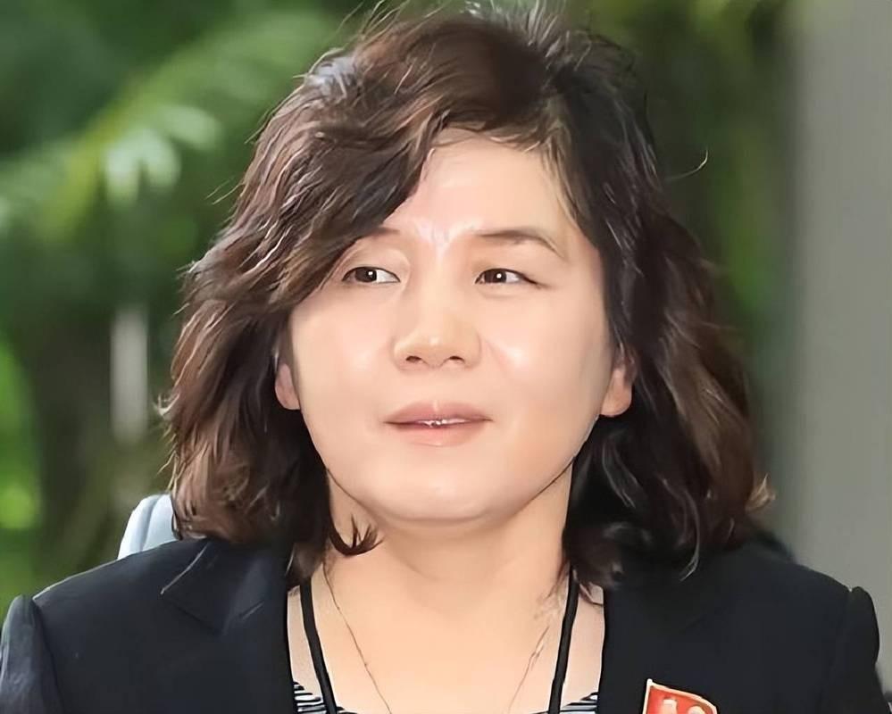 1.5万人派出去，7000人倒下了。伤亡率接近五成。这个数字在网上传开以后，很