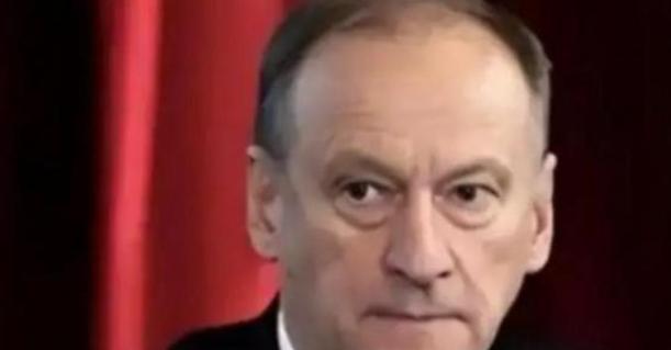 美为何不跟中国打？德国军事专家的一番话，回答了这个问题，他直言，如今中国的军事力