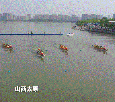 哈哈哈哈哈哈哈……北方人确实不太适合玩龙舟，哪有只划一边的？！​曹操没骗人北