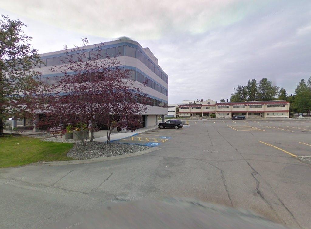 美国一对华人夫妇被控骗保1250万，逃税超420万。美国司法部发布的消息， 