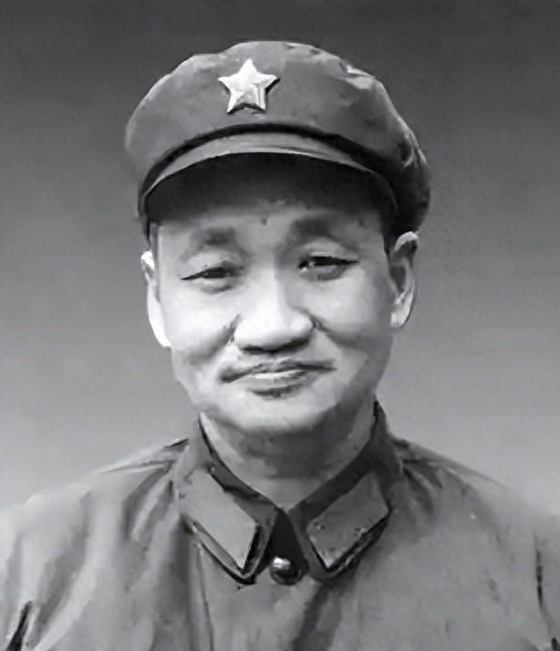 1992年李讷前往毛岸青家中探望二哥和二嫂，并留下罕见合影，这段温情时刻你见过吗