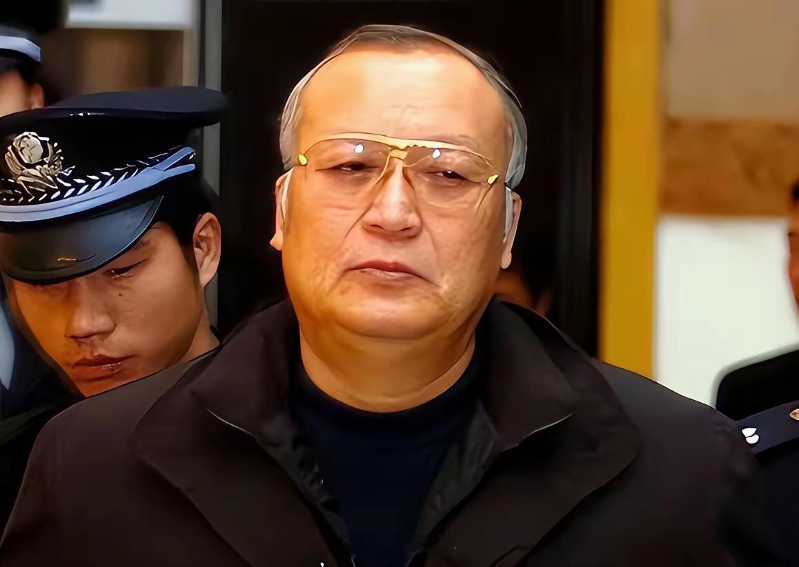 笔骨子有事说事美国想空手套白狼，门都没有！！！贪官们卷着老百姓的血汗钱跑美国，