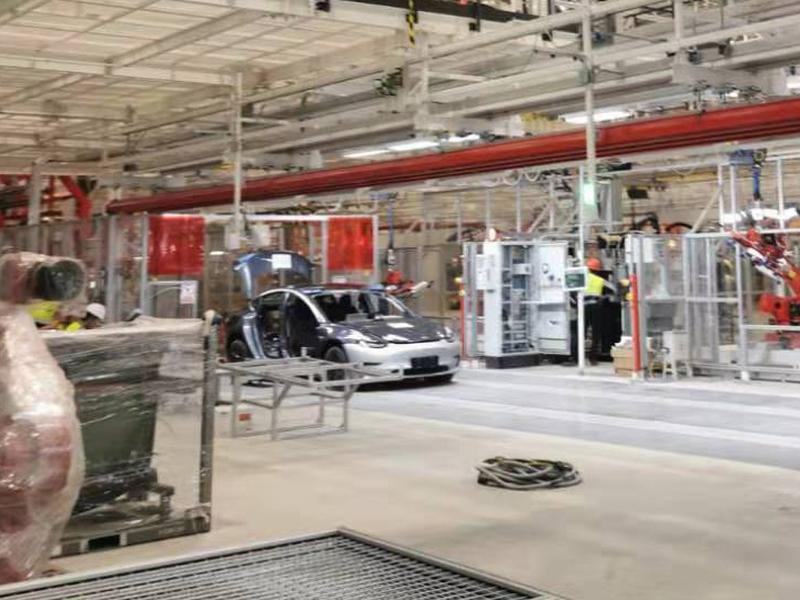 特斯拉：第三代特斯拉人形机器人即将亮相预计年产百万台据可靠消息称，第三代特斯拉