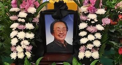 左权儿左太北：因家贫衣服都堆在床上，19年去世三任总理送花圈。2019年，左太北