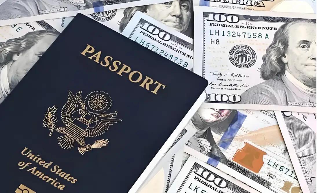 赴美签证又出狠招了！3月18号美国国务院直接官宣，把办理赴美签证需要交保证金的国