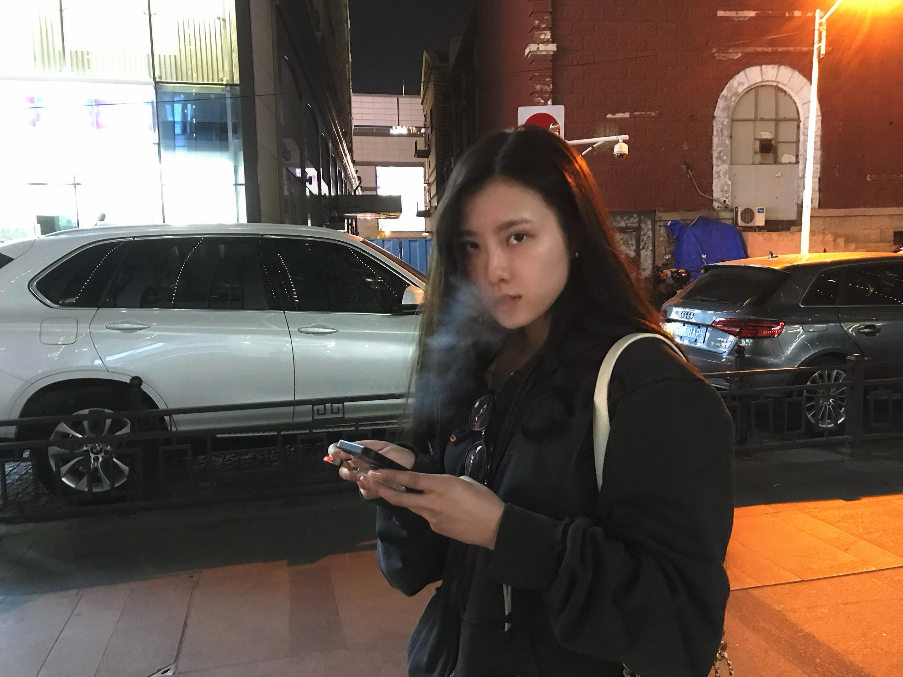我和前男友分手的这段时间里，我答应了一个对我很好的男生，答应他的那一刻...