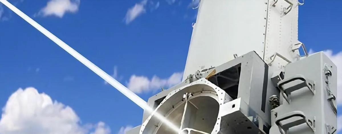 美国军事顾问在听证会说，中国再研电磁脉冲武器，美国电网可能全黑。美国社