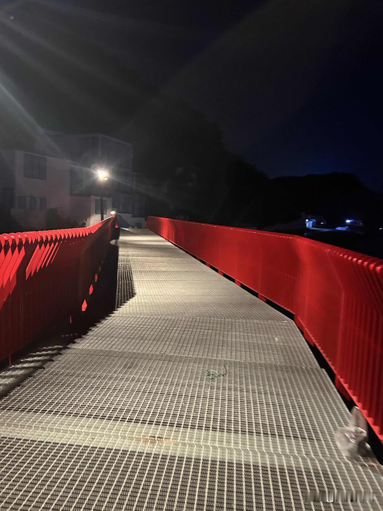 当了一年多中层，我算是彻底悟透了：与其花三个月培养一个“扶不起的阿斗”，不如花三