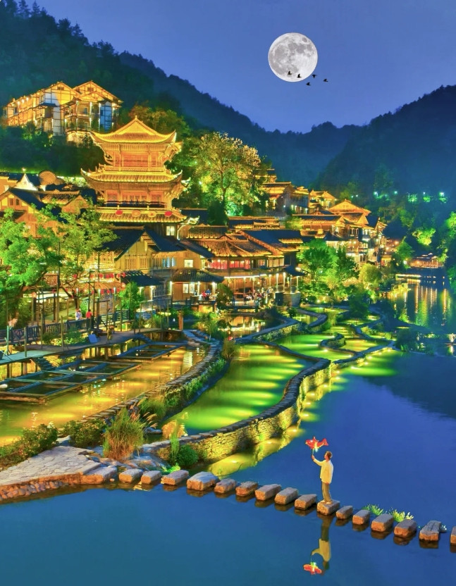 高铁直达！藏在深山里的避世秘境，美到封神