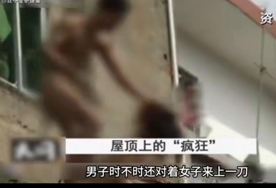 男人和女人谈恋爱4年，想要跟女子结婚，女子父母不同意。男人就胁迫女人，他自己