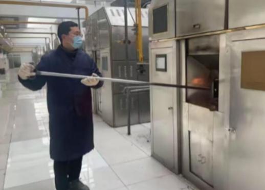 一位在火葬场奉献大半辈子的老者透露，多达90%之人并不知晓，遗体火化后，和大部分