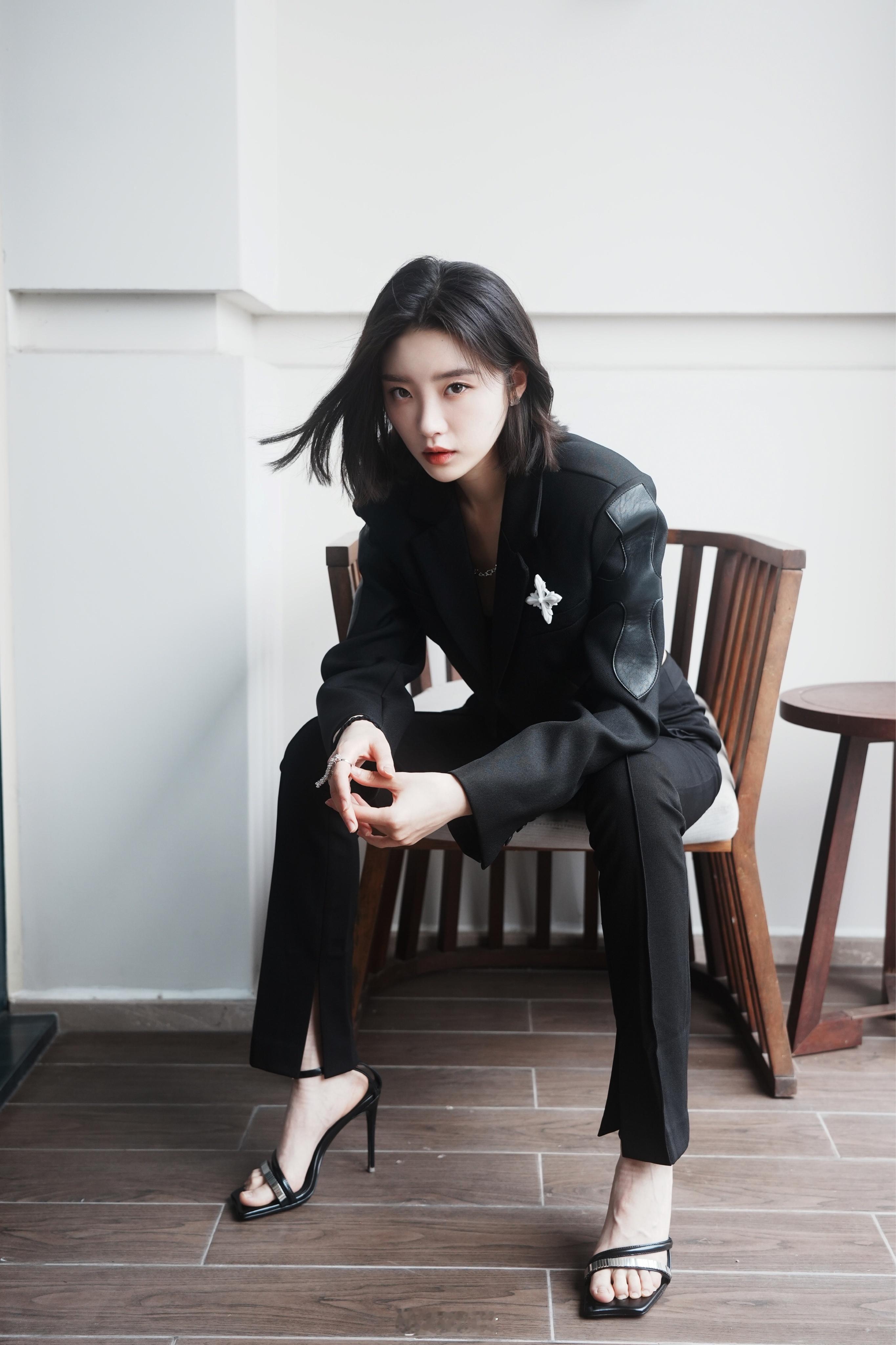 👠张月说的没毛病张月听到代斯说攻一点的反应代斯你在口出什么狂言