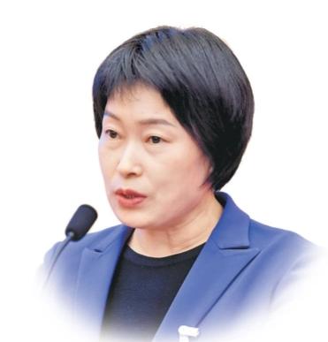 邓处长回应了，武大保送争议还没停邓处长说流程没问题，但是专业不对口的保