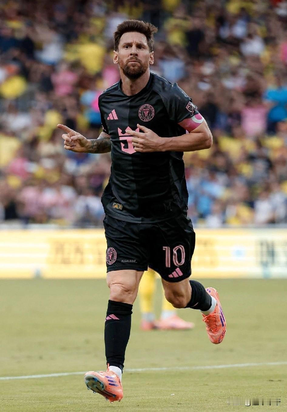 球王也输不起，梅西输球后不服怒气冲冲去对手更衣室!在今天美职联揭幕战上，迈阿