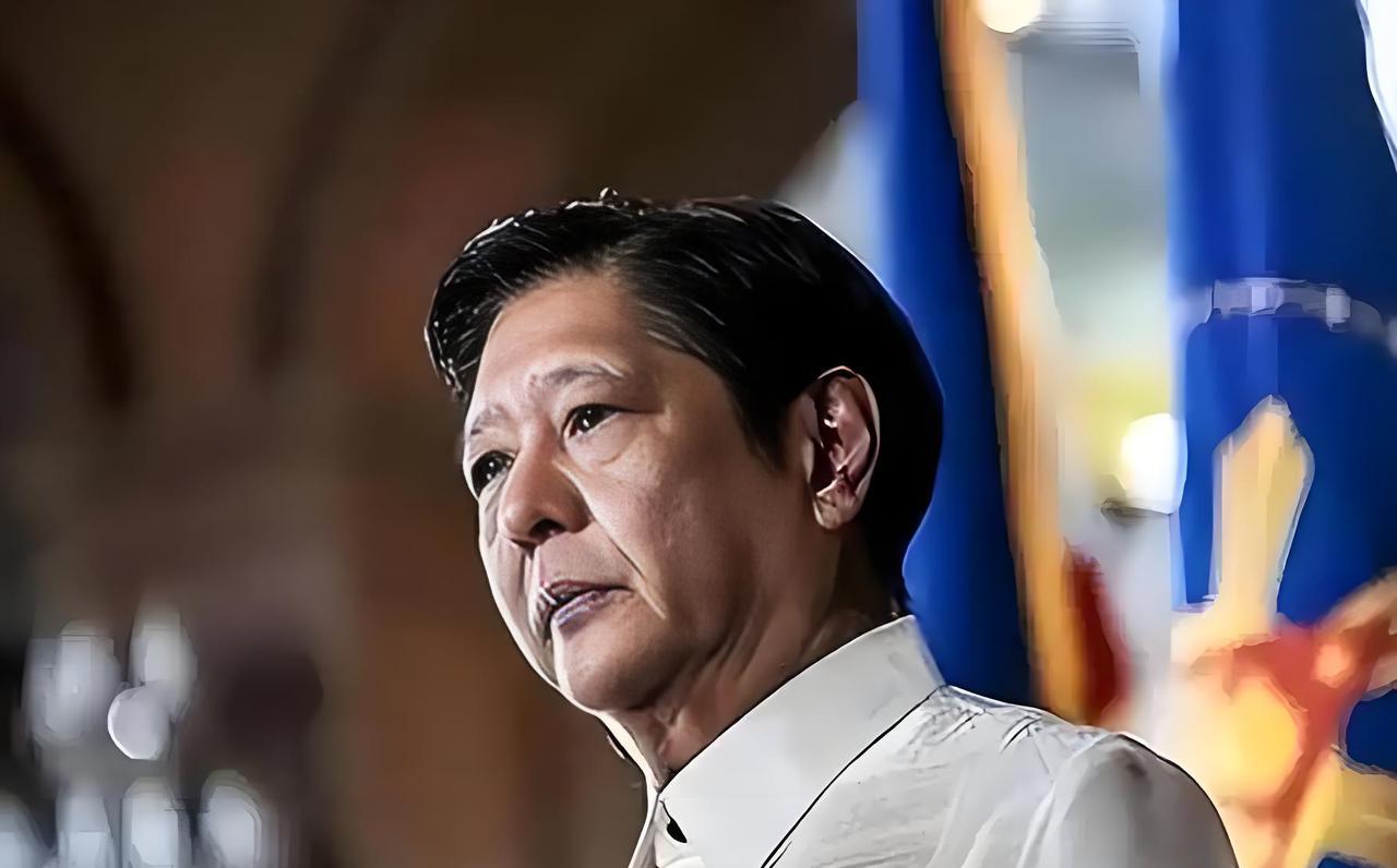 自从中国不买菲律宾香蕉以后，菲律宾香蕉协会的负责人控诉：“中国断了30万蕉农的活