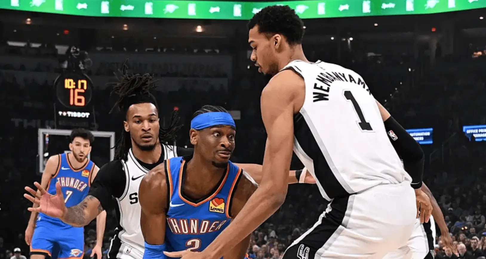 最新一期MVP榜单出炉，文班亚马继续领跑：1、文班亚马（上期第一）场均24.7分