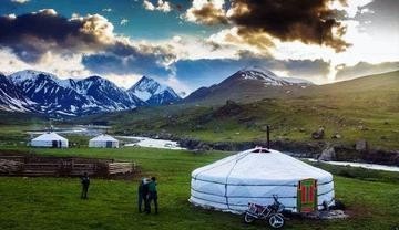 上午签字，上午灭国！蒙古国敢加入北约？蒙古国如果敢碰北约，中俄甚至不需要动用军队，仅靠关掉阀门就能让