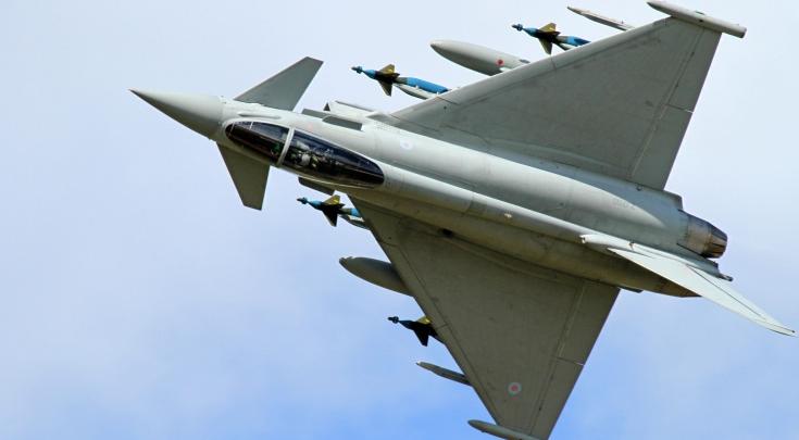 英军战机在南海，被“复制粘贴”？背后暗藏伦敦尴尬处境最近南海出了件有意思的事