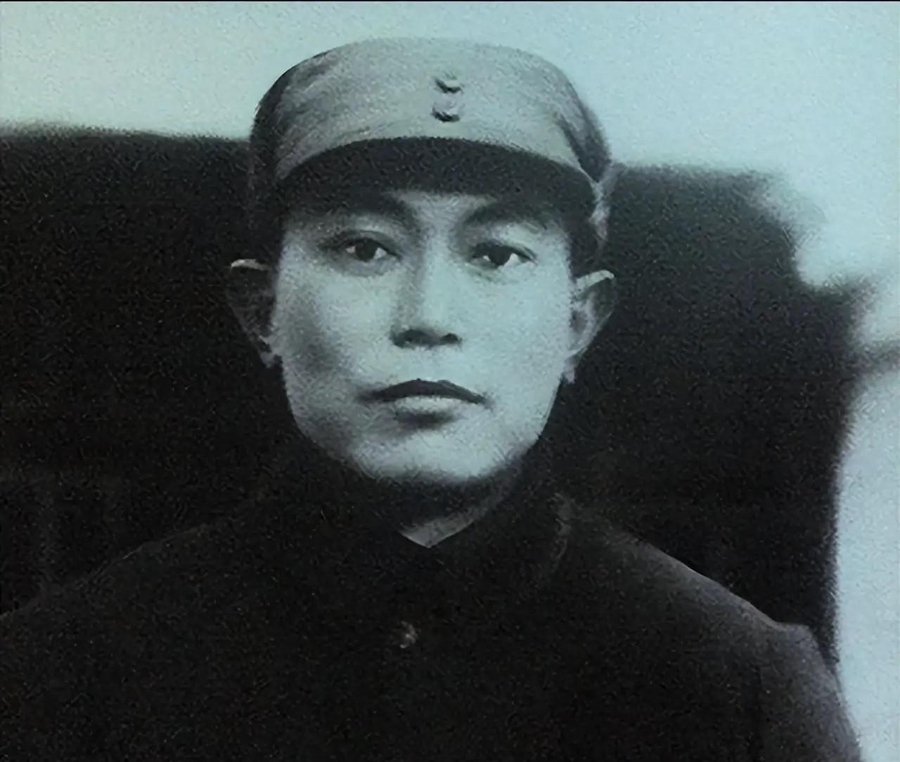 1954年毛主席调李先念上京却遭拒绝，主席不悦道：你不去我可找别人了。那时候新