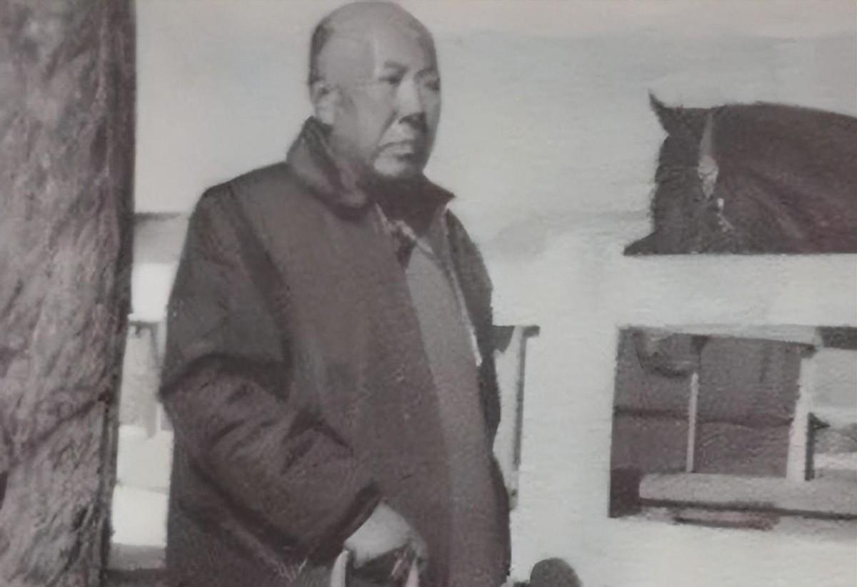 70岁高龄马鸿逵临终时嘱咐妻刘慕侠：去世后一定将我的遗骸送回祖国怀抱1900年