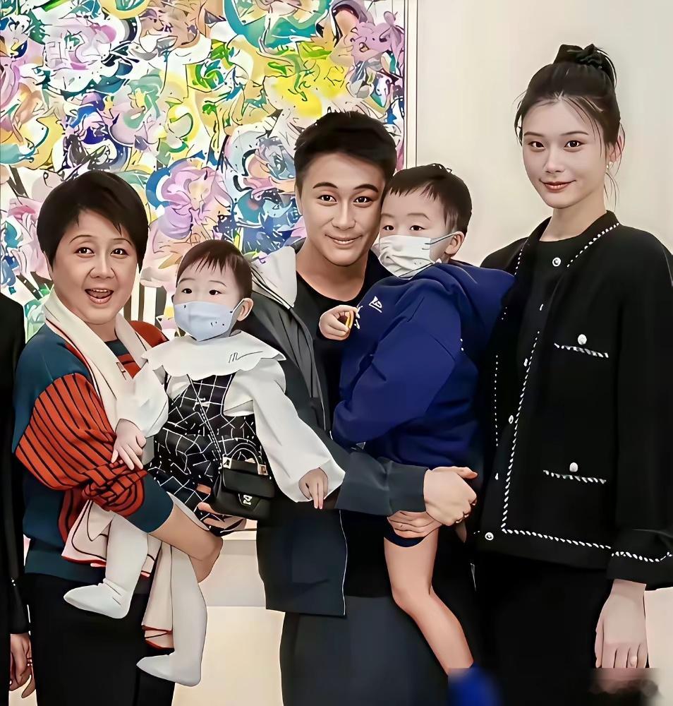 别再吹赌王四太梁安琪格局大了，她给儿媳奚梦瑶的，根本不是什么家族产业的核心。很多