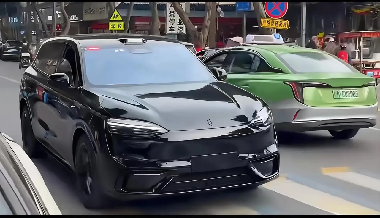 问界M6，20万级智驾王者，拳打小米yu7，脚踢特斯拉ModelY...