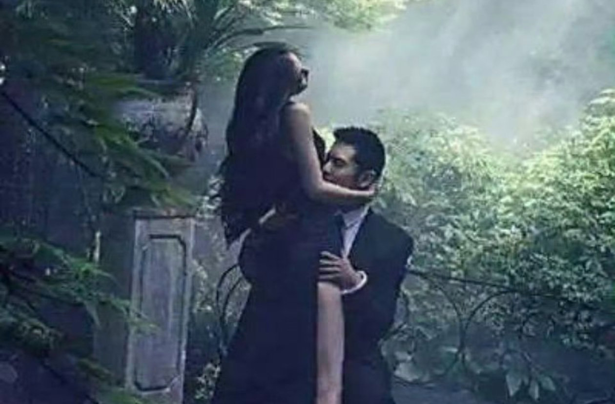 baby和黄晓明之前拍的结婚照，太大胆超前了吧。​