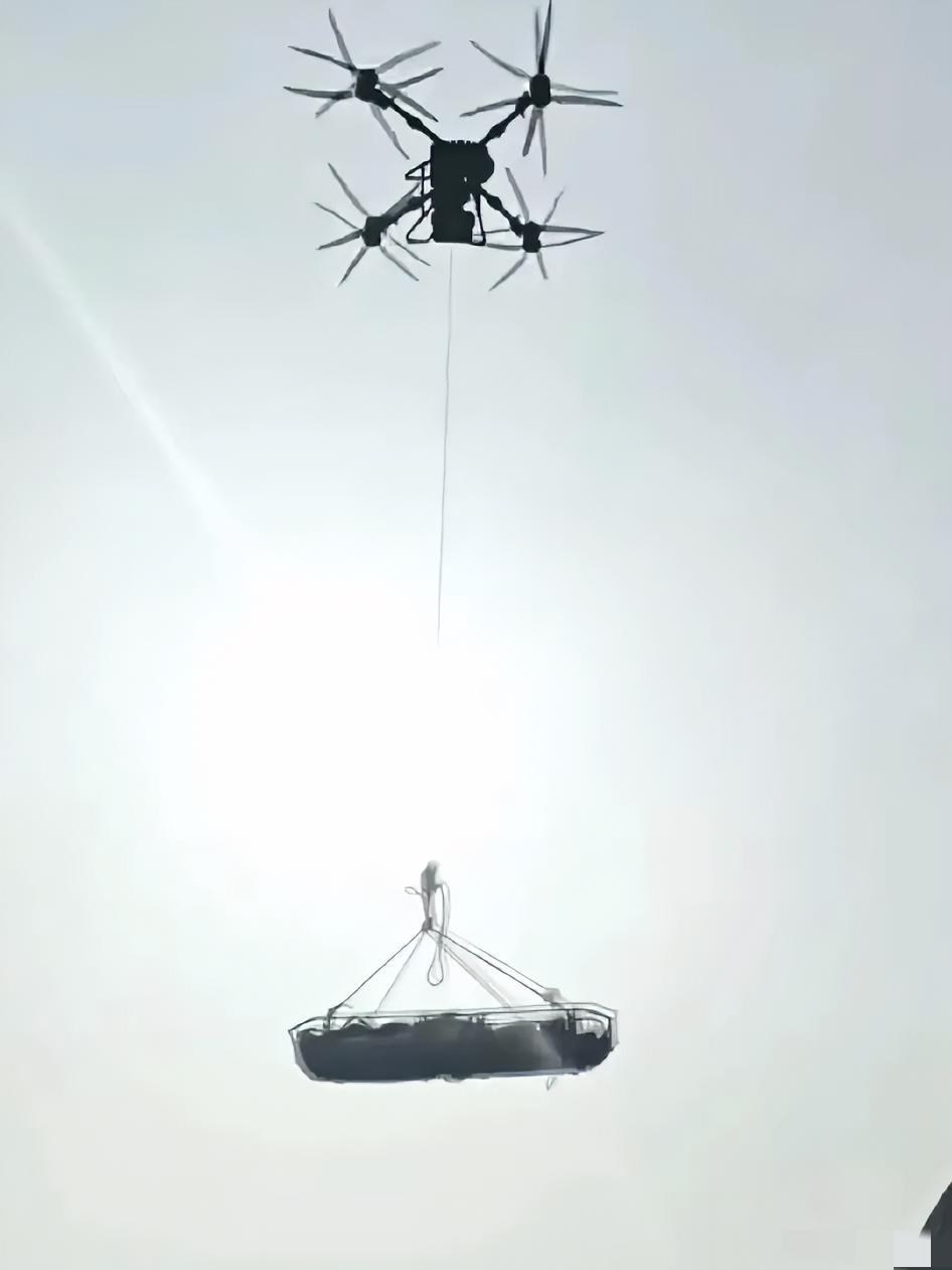 “昨天崂山坠崖的事故人已经走了，多人多次好意提示他注意安全，结果招来的却是回怼哎