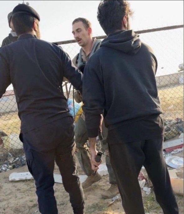 美国一架F-15E“攻击鹰”战斗机在科威特坠毁的事件，该事件系伊朗对美以联合空袭