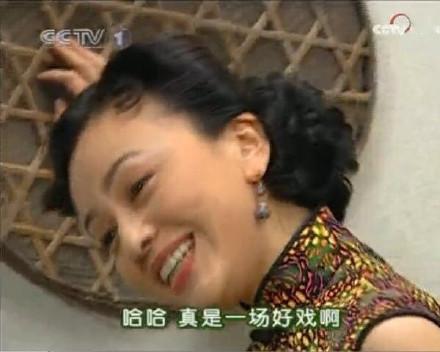 最近几周的皇马都发生了啥：·吕迪格扇了阿尔瓦罗·卡雷拉斯耳光，球队不得不分开他们