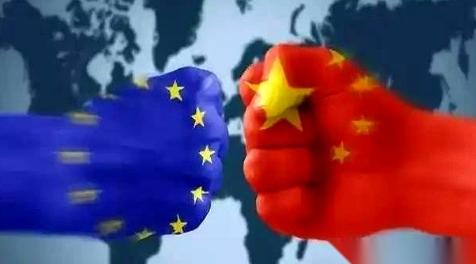 你绝对想不到，现在全欧洲最头疼的事，是全身上下摸不出一样能卖给中国人的东西。 