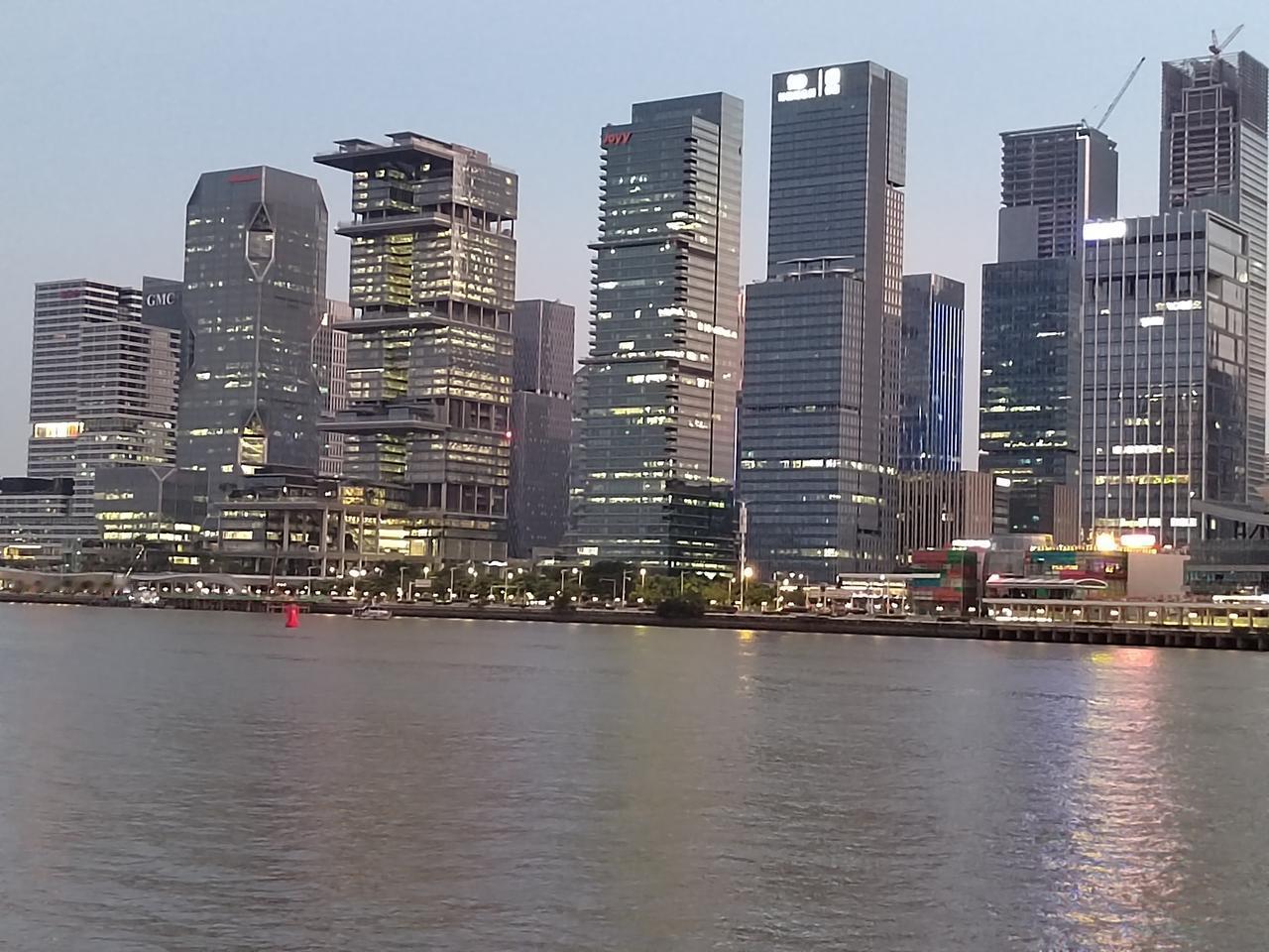 如果一个股民，能空仓蛰伏半个月不看盘，他到底经历了什么？如果一个股民，能