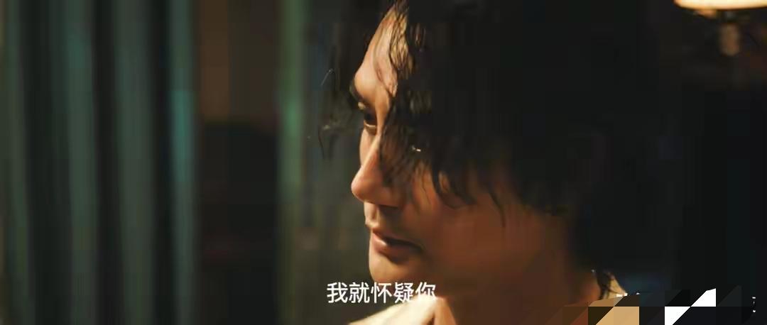 不知道是不是因为看惯了以前王凯演的角色，都是温润精英类型的，这次看他演《交锋》里
