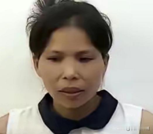 她叫伍继红，1998年毕业于中国人民大学，因当年取消分配工作，她找工作，笔试通过