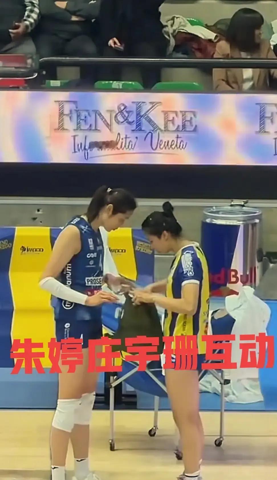 她刚在赛场上狠狠击败你，赛后却第一个提着礼物来找你。1月28日，斯坎迪奇3