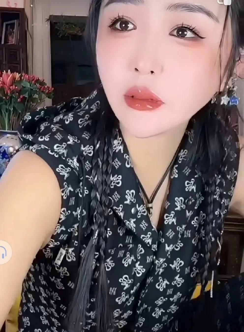 娇娇发警告，造H谣必起诉。娇娇拜过多位师父，也嘲M过本