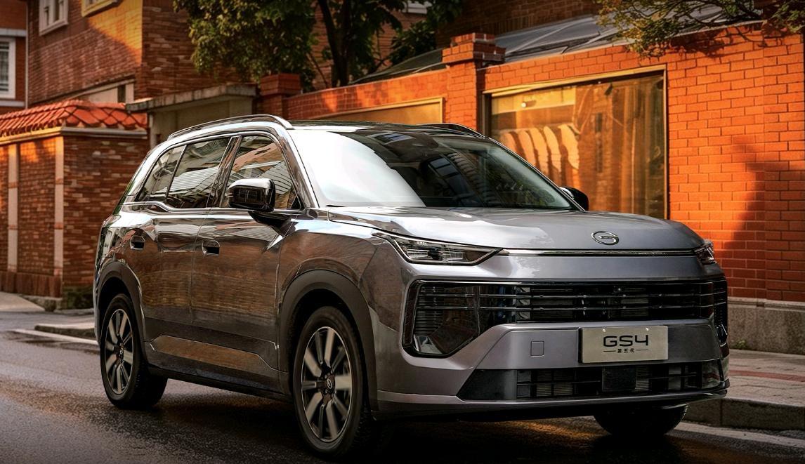 买车别着急下手！8万价位SUV，多数入门版都在偷偷减配。很多人选家用SUV都