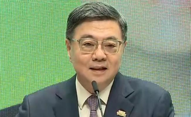 今天，针对国民党党团总召傅崐萁多次不出席，也未授权党团代表签字，让韩国瑜大动肝火