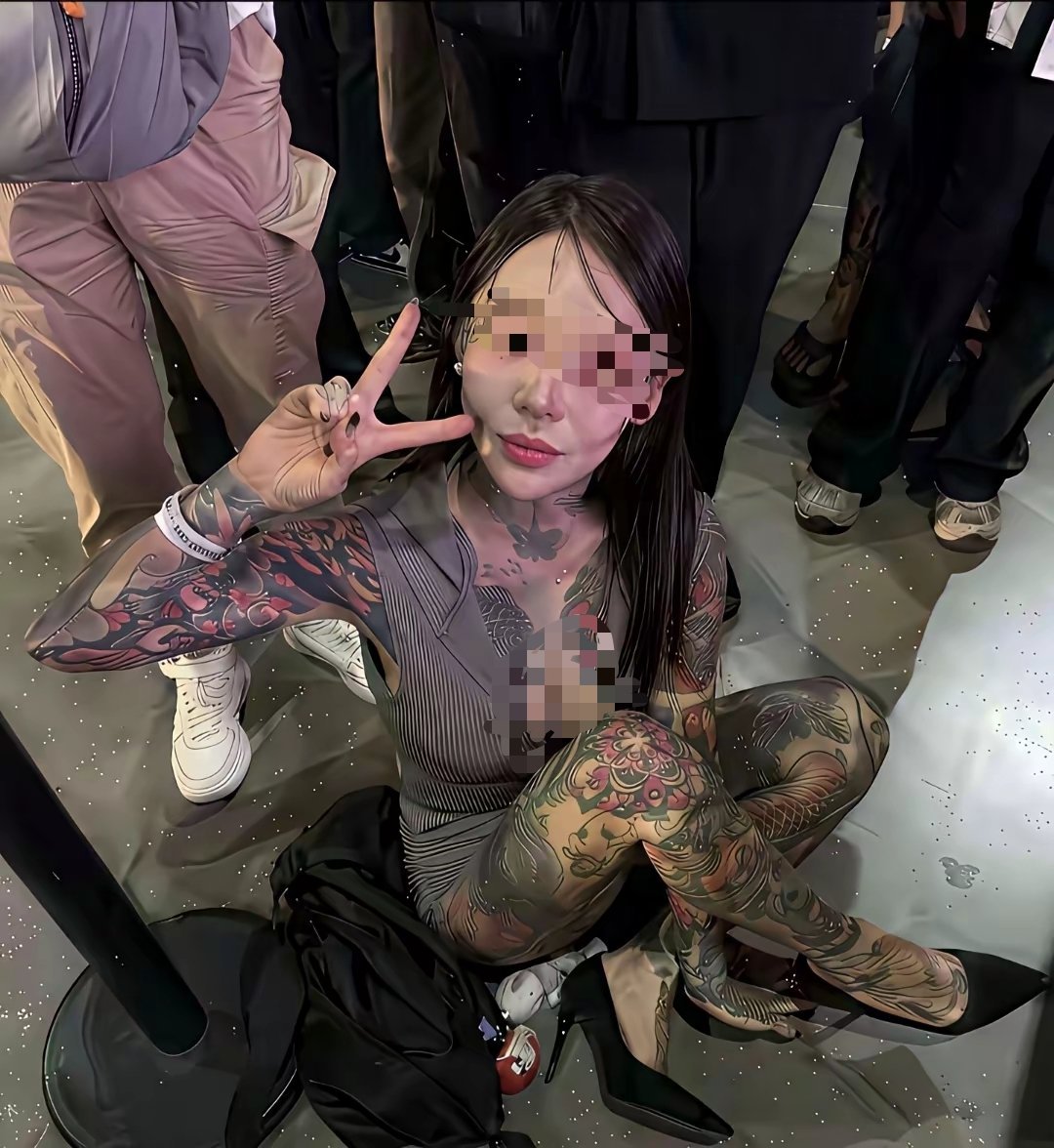 这位女孩将来会后悔吗？