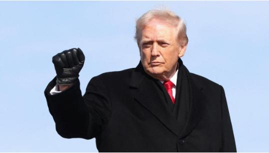 特朗普今天发文说：“鉴于加拿大长期不当、非法且执意拒绝为湾流500、600、70